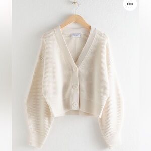 & Other Stories Cream Cropped Wool Blend Knit Sweater Cardigan in Medium